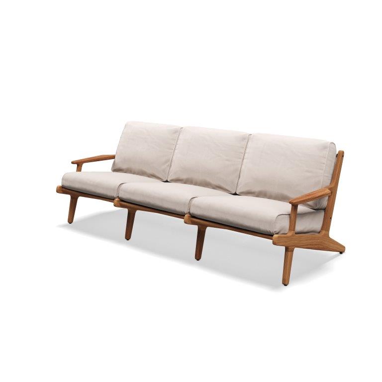 Gloster Bay Sofa | RETAIL: $6,715
SALE: $2,900 